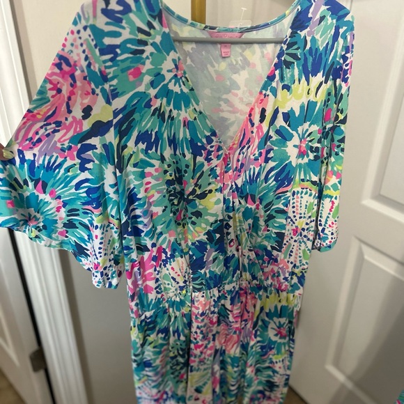 Lily Pulitzer Colorful Floral V-Neck Romper - Picture 1 of 2
